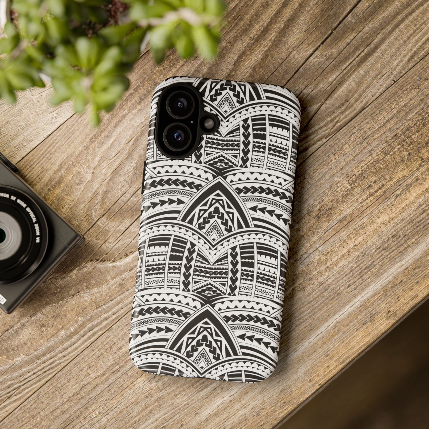 Tatoeage: telefoonhoesje met tribalpatroon voor iPhone, Samsung Galaxy en Google Pixel