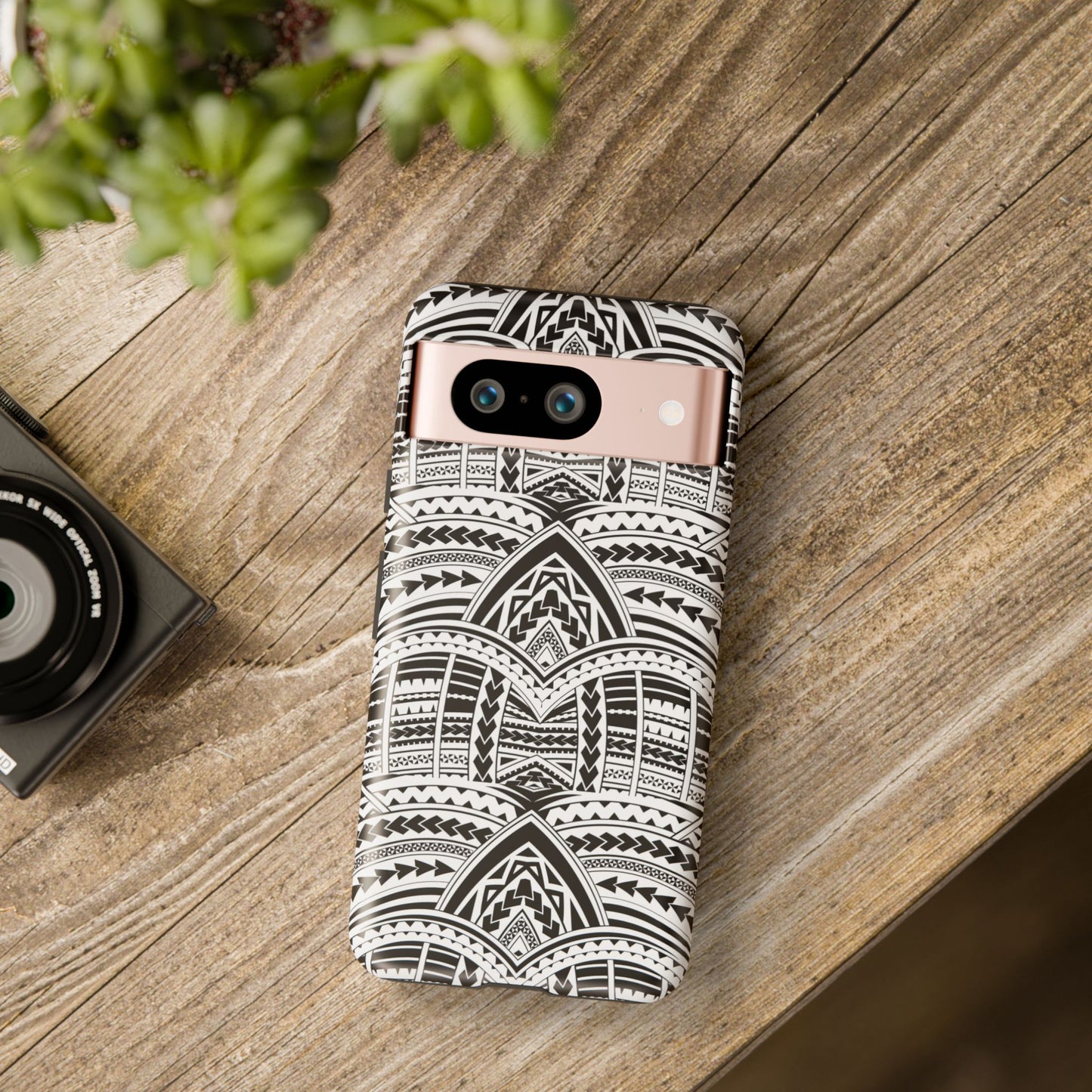 Tatoeage: telefoonhoesje met tribalpatroon voor iPhone, Samsung Galaxy en Google Pixel