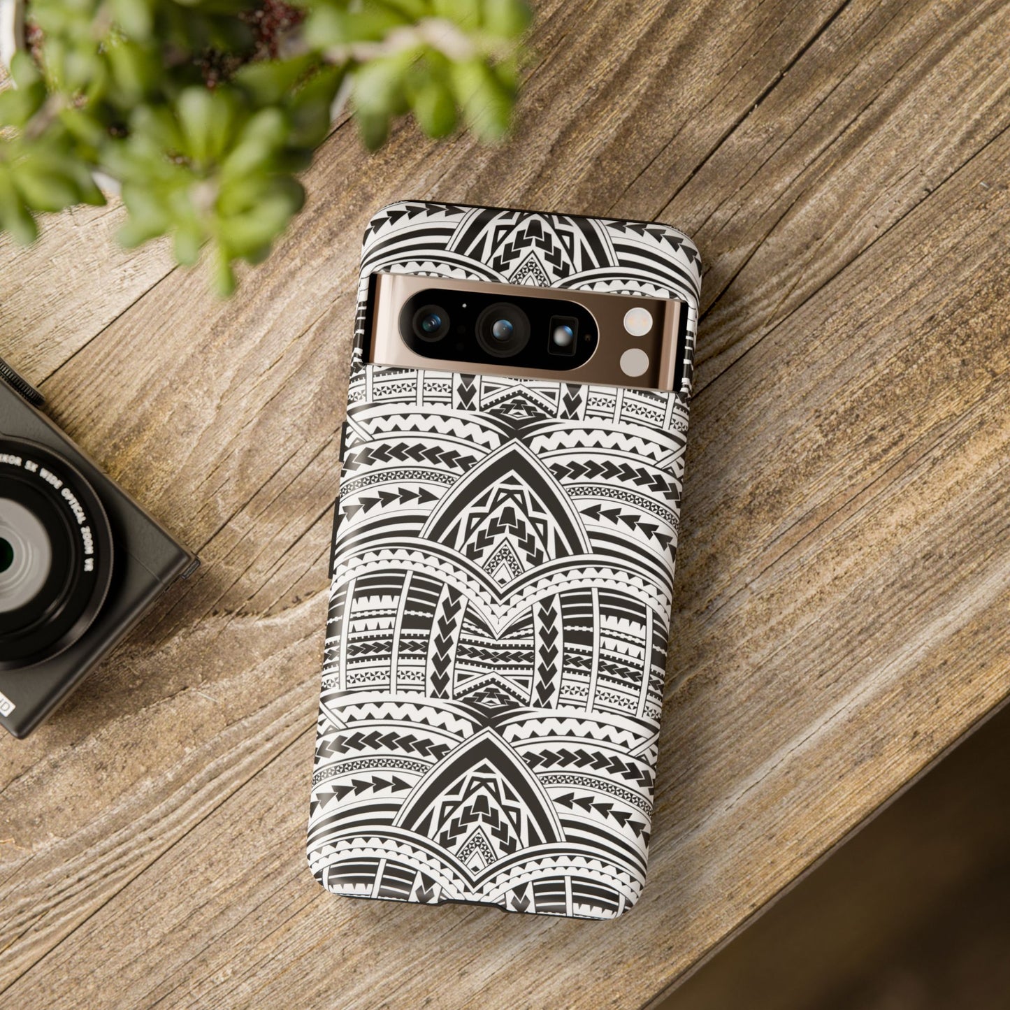 Tatoeage: telefoonhoesje met tribalpatroon voor iPhone, Samsung Galaxy en Google Pixel