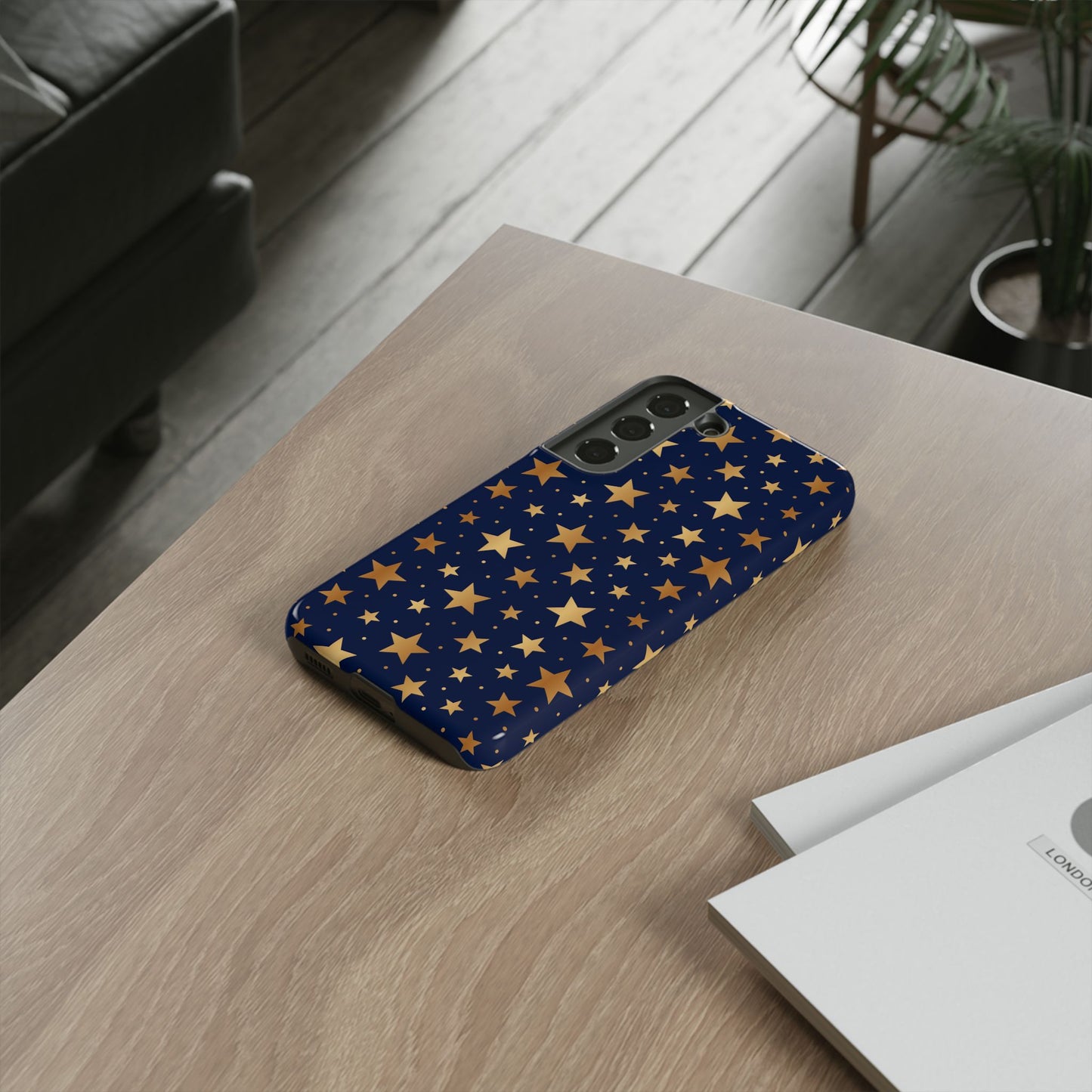 Star-studded: Tough Case for iPhone, Samsung Galaxy and Google Pixel devices