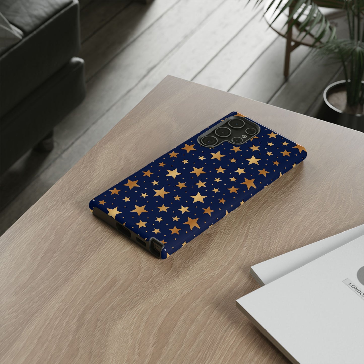 Star-studded: Tough Case for iPhone, Samsung Galaxy and Google Pixel devices